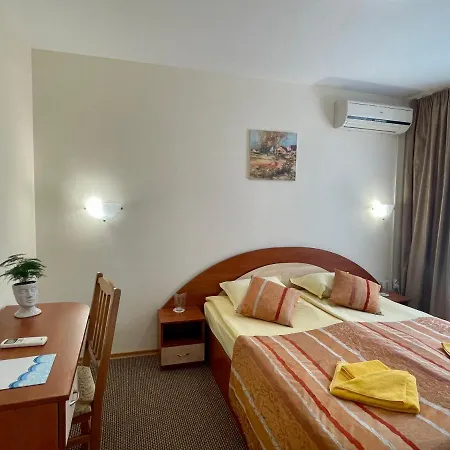 Valentina Дом отдыха Кранево