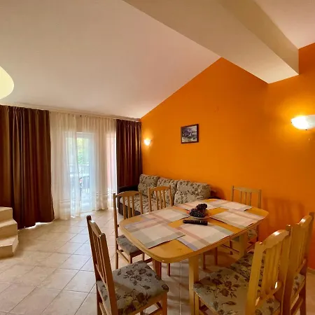 Holiday home Valentina Kranevo